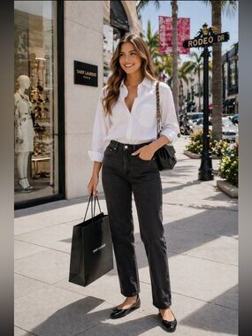 Hudson Jeans Straight-Leg High-Rise in Washed Black